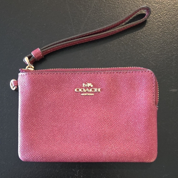 Coach Handbags - Coach Wristlet Clutch with Gold Logo